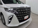 フロント廻りです。