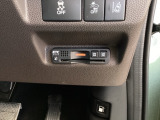 ビルトインタイプの【ETC】で見た目もスッキリ。高速道路の利用にとても便利です。