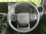 【純正革巻きステアリング】上質な革を使用することで、手にしっかり馴染みとても運転しやすいハンドルです♪