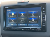 純正インターナビ付きでフルセグ・DVD再生・Bluetoothなど付いてとても便利な車両です♪