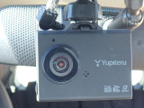 ◆【ドライブレコーダー】映像・音声などを記録する自動車用の装置です。もしもの事故の際の記録はもちろん、旅行の際の思い出としてドライブの映像を楽しむことができます。