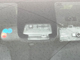 【トヨタセーフティセンス】走行中に前方の車両等を認識し、衝突しそうな時は警報とブレーキで衝突回避と被害軽減をアシスト。より安全にドライブをお楽しみいただけます。