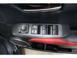 運転席ドアスイッチ回りの画像です。