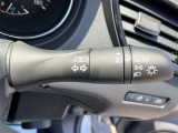 【オートライト】は、付け忘れや消し忘れを防ぐことができます。高速道路などのトンネルなどにも役立ちます♪
