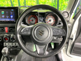 【純正革巻きステアリング】上質な革を使用することで、手にしっかり馴染みとても運転しやすいハンドルです♪