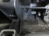 車内もクリーニング済みです。