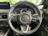 【純正革巻きステアリング】上質な革を使用することで、手にしっかり馴染みとても運転しやすいハンドルです♪