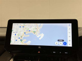 いまや必須装備「ナビゲーション」搭載!知らない場所にスイスイッとドライブ。もう、これなしではハンドルを握れませんね!でも運転中の操作は危険ですのでご注意ですね☆