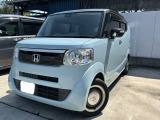ホンダの軽乗用車「N-BOX SLASH」の特別仕様車です。専用のブラウン塗装やカントリー調の内外装が特徴で、現在新車販売はされておらず、中古車のみでの購入が可能です!全国にも数台!周りと違いのある1台です!