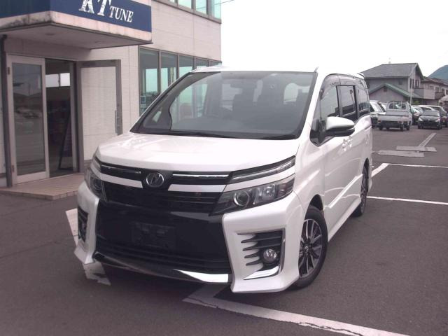 トヨタ ヴォクシー 