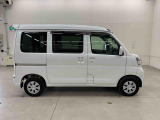 軽自動車、小型車を中心に常時300台展示車を御用意させて頂いております