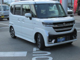 全車、お納車前に点検整備をさせて頂いてのお渡しになります。