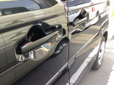 ☆お車についた傷やヘコミ、事故の修理もハヤシにお任せください。自社鈑金工場で修理ができますの安心です☆