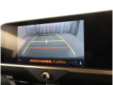 バックガイドモニターで、後方を確認しながら安心して駐車することができます。運転初心者も熟練者も必須の機能ですよ!