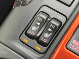 【前席+後席シートヒーター】寒い日に重宝するシートヒーターを後席にも装備!エアコンより早く温まってくれるので寒がりの人も安心ですね♪エアコンの温風は乾燥するから苦手、という方にもをおすすめです。