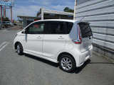 日産では全国4,000ヶ所の拠点での整備が可能です。アフターの事ならお任せください