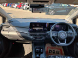 運転席まわりです。細かいオプションなど、気になるところがあればお気軽にメールやお電話等でお問合せください。