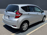 H29年式☆乗りやすくサイズ感も価格体もちょうどいいと人気のお車です☆エンジンで発電してモーターで走ります!踏み間違い防止装置もオプションで付いております☆