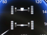 悪路や悪天候に強い4WD車です。