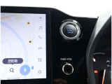ポケットやバッグからキーを出さずにスマートに乗り込め、ボタンプッシュでおしゃれにエンジンスタートです。盗難防止イモビライザーも装備で安心です!