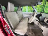 運転席シート廻りは使用感も少なく、良好な状態となっています。丁寧に使われていたことがよくわかりますね。