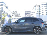【XDrive】強大なパワーをXdriveシステムが瞬時に理想的な可変配分を行い、かつてない安心・快適・スポーティな走りを約束します。走行状況に応じてトルク配分を最適化してくれる優れものです!
