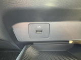 type-A付きなので車内での充電も安心♪