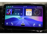 【社外10inフローティングディスプレイオーディオ】スマートフォンを接続して様々な機能をご利用いただけます。