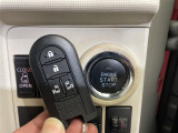 【スマートキー(エンジンスタートストップスイッチ)】スマートキー(電子キー)を持っていれば、スイッチを押すだけでエンジンをかけることができます!