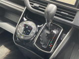 店舗にて現車の確認もいただけますので、お電話で在庫のご確認の上是非ご来店くださいませ。