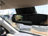 インテリジェントルームミラーにアラウンドビューモニターの映像が映されます