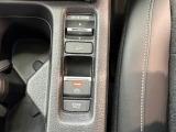 電子パーキングに加えてブレーキホールドシステムを装備しておりますので、信号待ちや踏み切り待ちでもブレーキを踏まずに停止できます!発進する際はアクセルを踏むだけですので渋滞時などはかなり楽ですね!