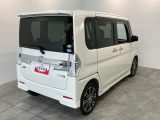 お客様にぴったりなおクルマをお選びいただけますように様々な展示車をご用意致しております!ダイハツの軽自動車だけではなく、他メーカー車やコンパクトカー・ミニバンなども数多く取り揃えております!
