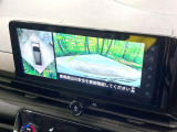 【アラウンドビューモニター】専用のカメラにより、上から見下ろしたような視点で360度クルマの周囲を確認することができます☆死角部分も確認しやすく、狭い場所での切り返しや駐車もスムーズに行えます。