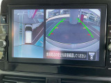 アラウンドビューは4方のカメラで真上から車を見たようにモニタで確認ができる日産自慢の装備です。周辺の安全確認、小さなお子様や障害物も確認できるので、駐車のしやすさだけでなく、事故防止にも役立ちます♪