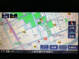 ダイハツ純正ナビゲーションを装備しています☆TVは画像がきれいなフルセグになっていてスマホに入っている音楽もBluetoothで繋いで楽しんでいただけます☆