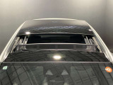 トランク容量は同一他社車両より広く、旅行やゴルフ等様様なシツエーションで役立ちます。