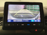 バックモニター付きで、車庫入れやバック時の後方確認をサポート。