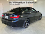 BMW xDriveの魅力は、走行状況と路面状況の変化をリアルタイムに把握し、4輪のトラクションを絶えず最大限に保つことで、どんなコンディションにおいても揺るぎない走りを実現させてくれます。