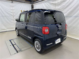 走りにこだわりながら収納力も持ち合わせたお車です。