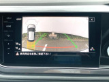 リアビューカメラを装備、狭い駐車場も安心です。