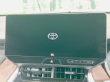【12.3インチワイドナビ】高級感とインパクトのある大型ワイドナビを装備。各種オーディオ操作はもちろん、横長ワイド画面でのマップ2分割表示など、利便性も高いナビです♪