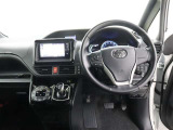 選ばれたトヨタディーラー限定「アップグレードセレクション」対象車両。トヨタ純正パーツでのカスタマイズ・機能向上サービスです。例えば、新しいハンドル交換で運転中の気分も上々!?詳しくはスタッフまで!!