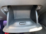 コンソールボックスの写真です。