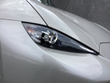 HBC(ハイビームコントロールシステム)が対向車や先行車を検知してロー・ハイビームの切り替えを行い、夜間の前方視界確保をサポートしてくれます。