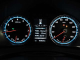 展示車は全てトヨタの車を知り尽くしたエキスパートが基本性能に関わる機能や状態を徹底的にチェックしています。消耗部品の事前交換など法定12ヶ月点検相当の点検・整備を必ず実施しています。