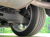 お車を安心してお乗りいただく為には、足回りの定期点検が欠かせません。サービスサポート(有償保証)では無料点検もご提供しており、安心のカーライフをお過ごしいただけるサポート体制が整っています。