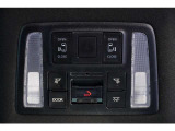 【パワースライドドアスイッチ】 スライドドアをスイッチで一つで開閉。
