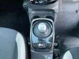 運転席まわりの画像です。