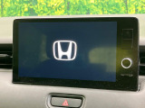 【メーカー純正ナビ】インテリアに溶け込むスタイリッシュな「専用設計」メーカーナビを装備♪視認性や操作性など基本性能にも優れ、より上質なカーライフをお楽しみいただけます。